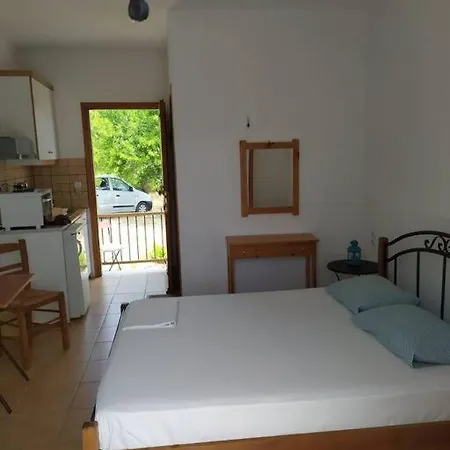 με θέα και ησυχία * Skopelos Town